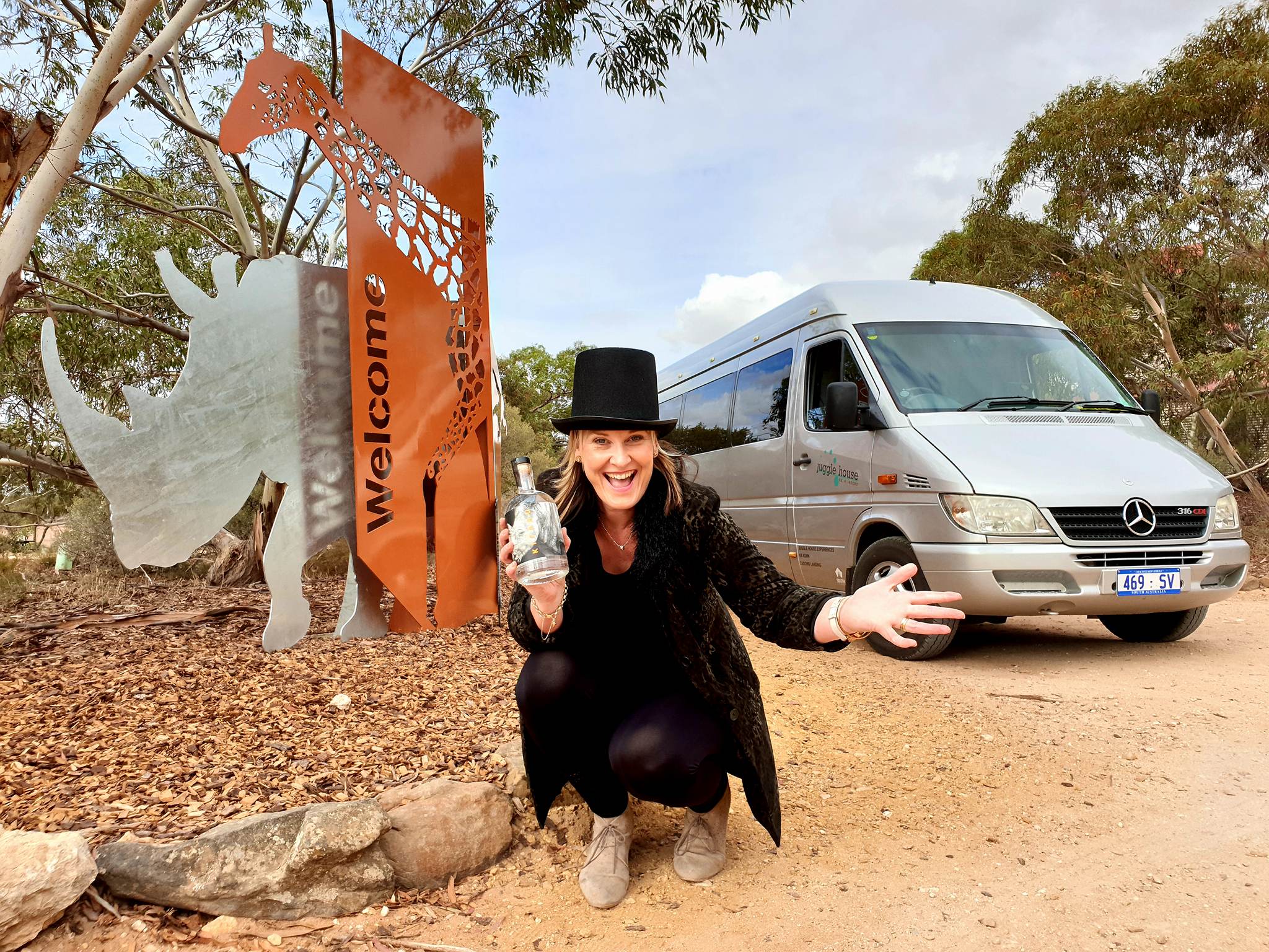 monarto wild gin partners images (1) Monarto Wild Gin